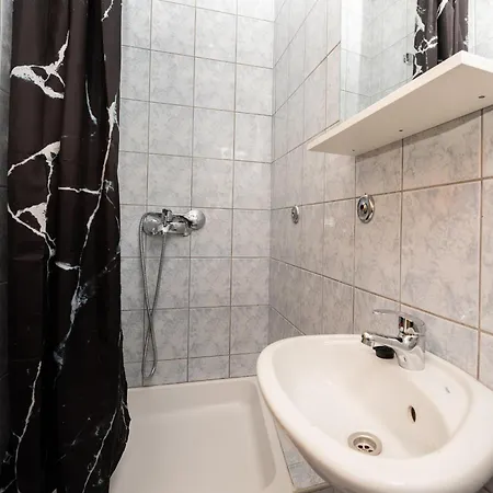 Apartamento By The Sea - 21425 Makarska