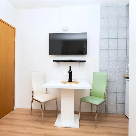 By The Sea - 21425 Apartment Makarska