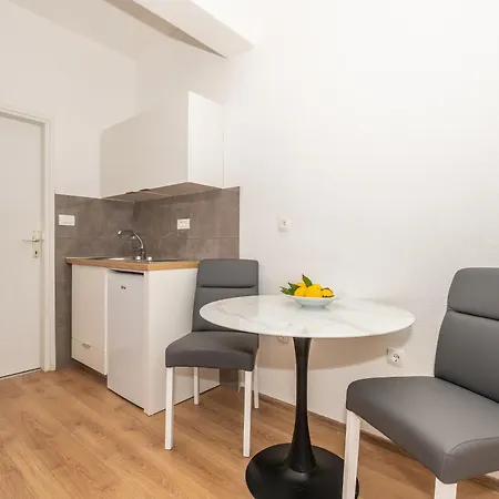 By The Sea - 21425 Apartment