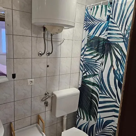 By The Sea - 21425 * Μακάρσκα